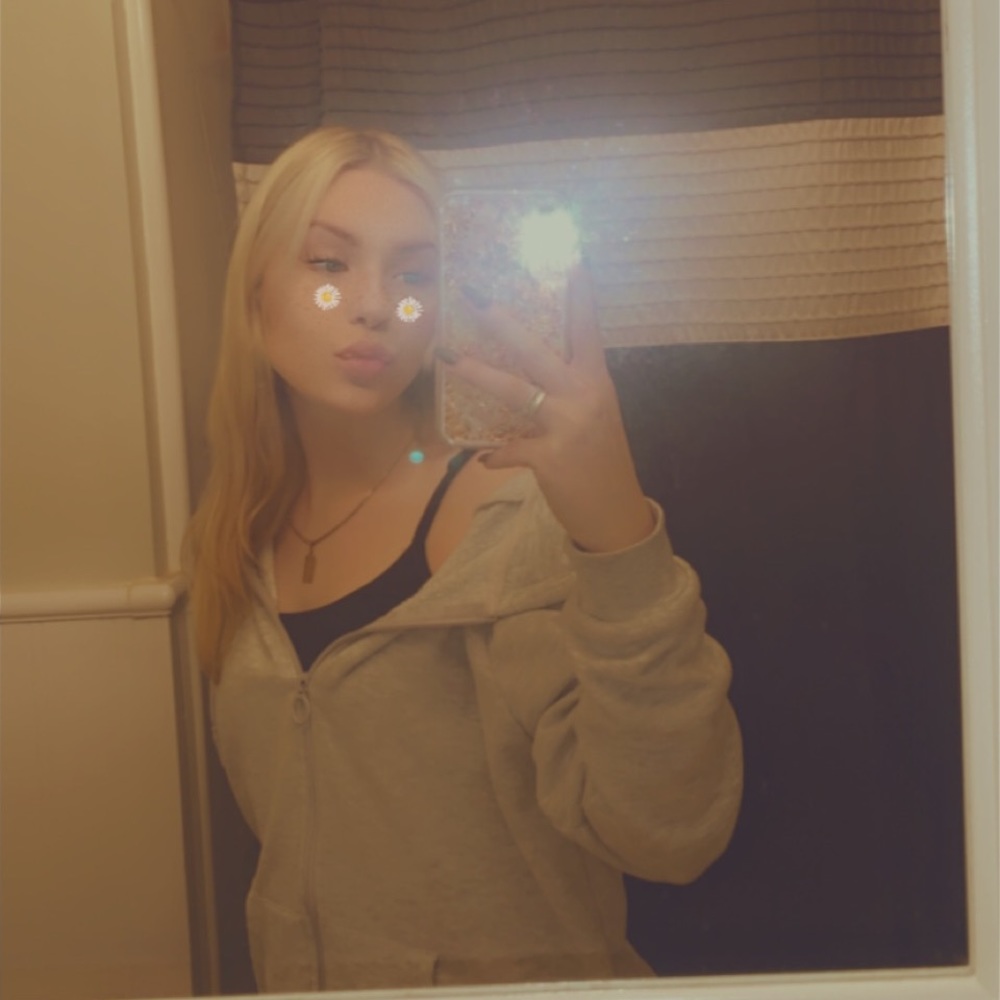 Meet your Posher, Kylie